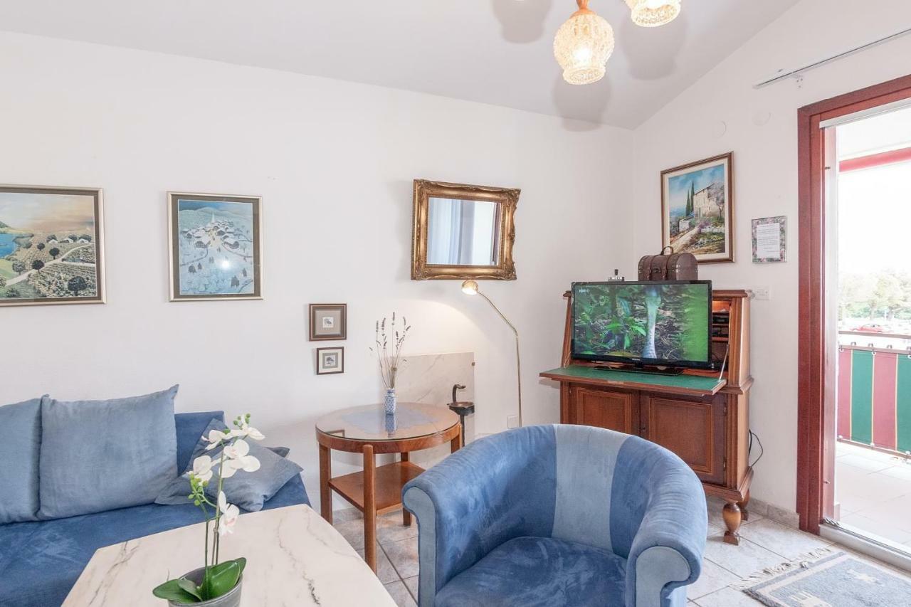 Ferienwohnungen Velijoze Porec Luaran gambar